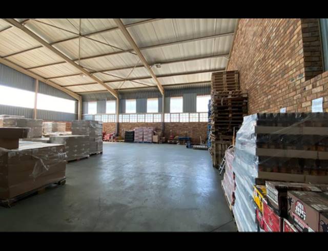450M² WAREHOUSE TO LET IN ALLANDALE